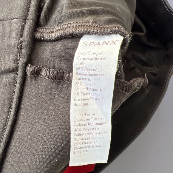 Spanx Womens Black Faux Pockets Capri Cropped Pull On Legging Pants M/PT - Picture 12 of 12